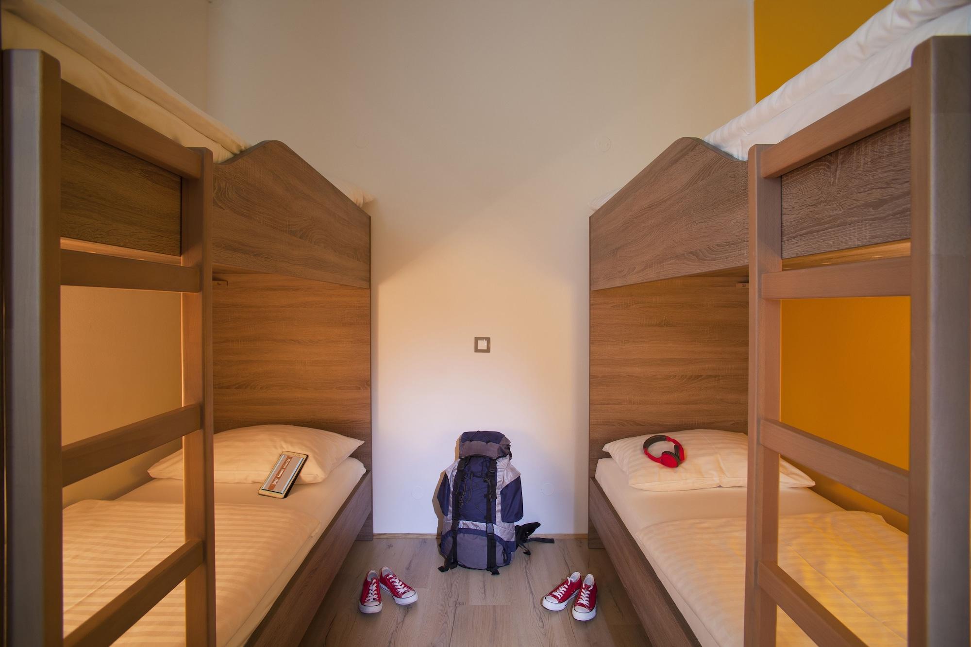 B&B Hotel Maribor Uni Hostel Luaran gambar