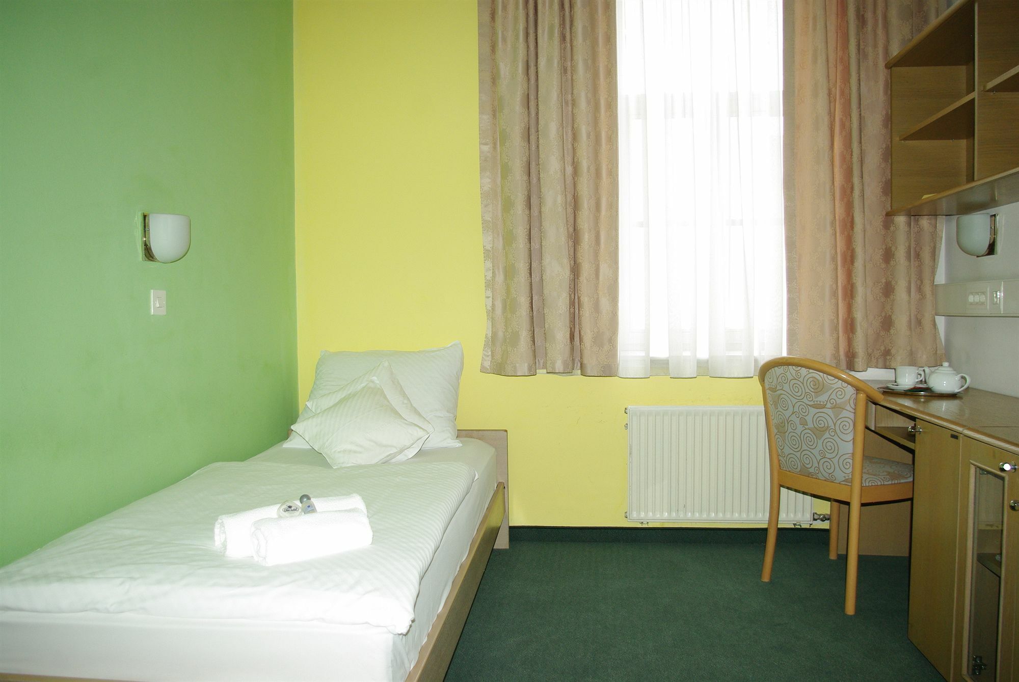 B&B Hotel Maribor Uni Hostel Luaran gambar